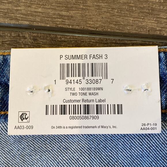 NWT On 34th Created for Macy's Two Toned Straight Leg Denim Jeans Size 16W - Picture 8 of 12